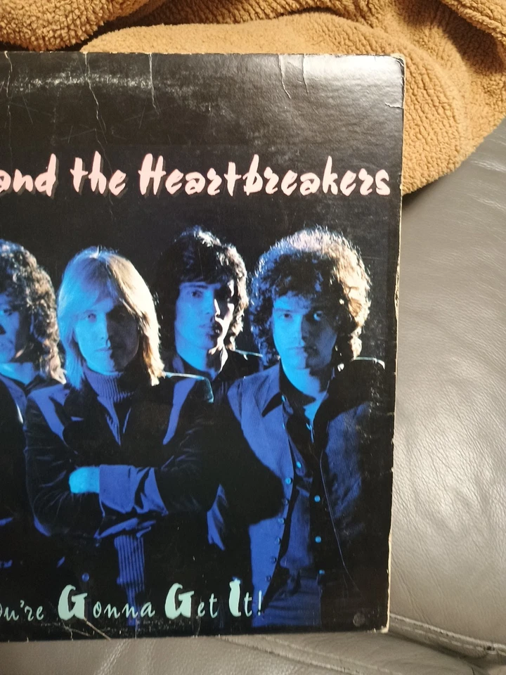 TOM PETTY AND THE HEARTBREAKERS - YOU'RE GONNA GET IT VINYL LP 1978 DA-52029  - Image 3 of 4