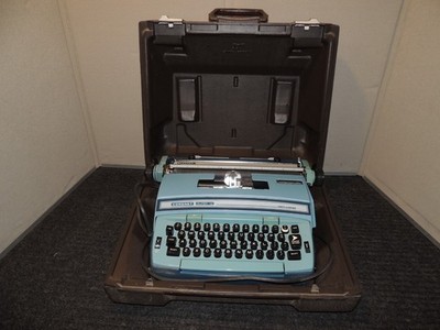 Vintage Smith Corona Super 12 Coronet Typewriter w/ Case