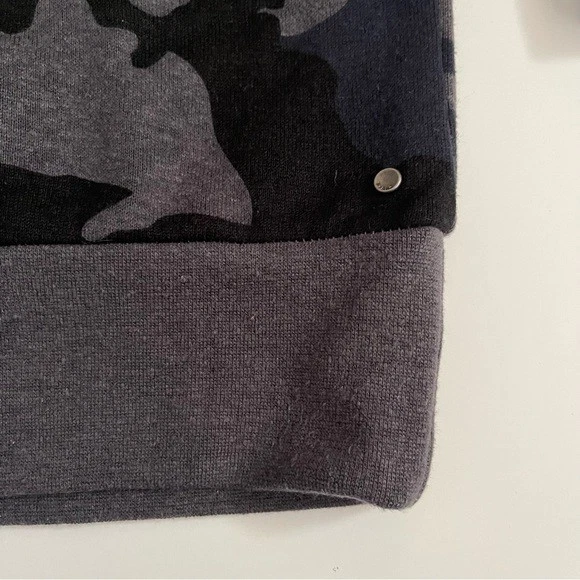 Sudadera Prana Suave Acogedora Cuello Redondo Mezcla Cáñamo Gris Oscuro Estampado Camuflaje S Foto 4 de 4