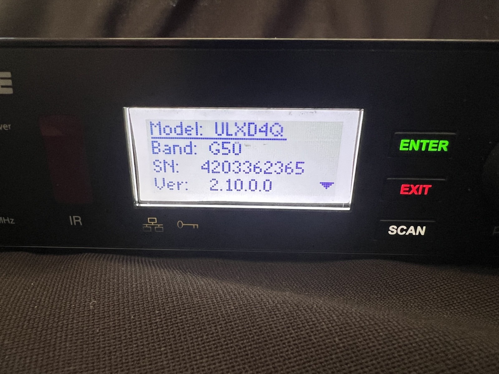 Shure ULXD4Q (G50:470-534 MHz) Quad-Channel Digital Wireless Receiver