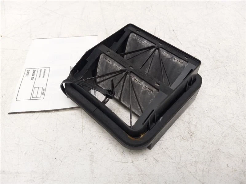 PARAGOLPES TRASERO VENTILACIÓN para Chevrolet Aveo 2010-2011 OEM 95971850 Foto 4 de 4