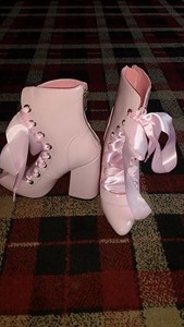 ladies pink boots uk