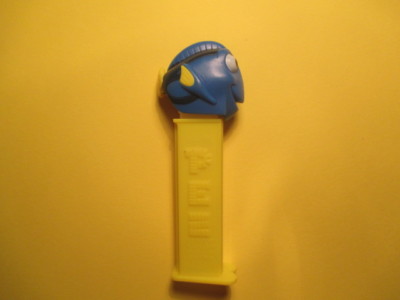 Dorie (Findet Nemo) - PEZ Spender - 7,5 Patent - China