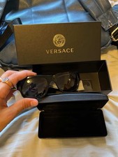 Versace Men's Medusa Square Sunglasses Black/gold frame Tinted Lens Designer