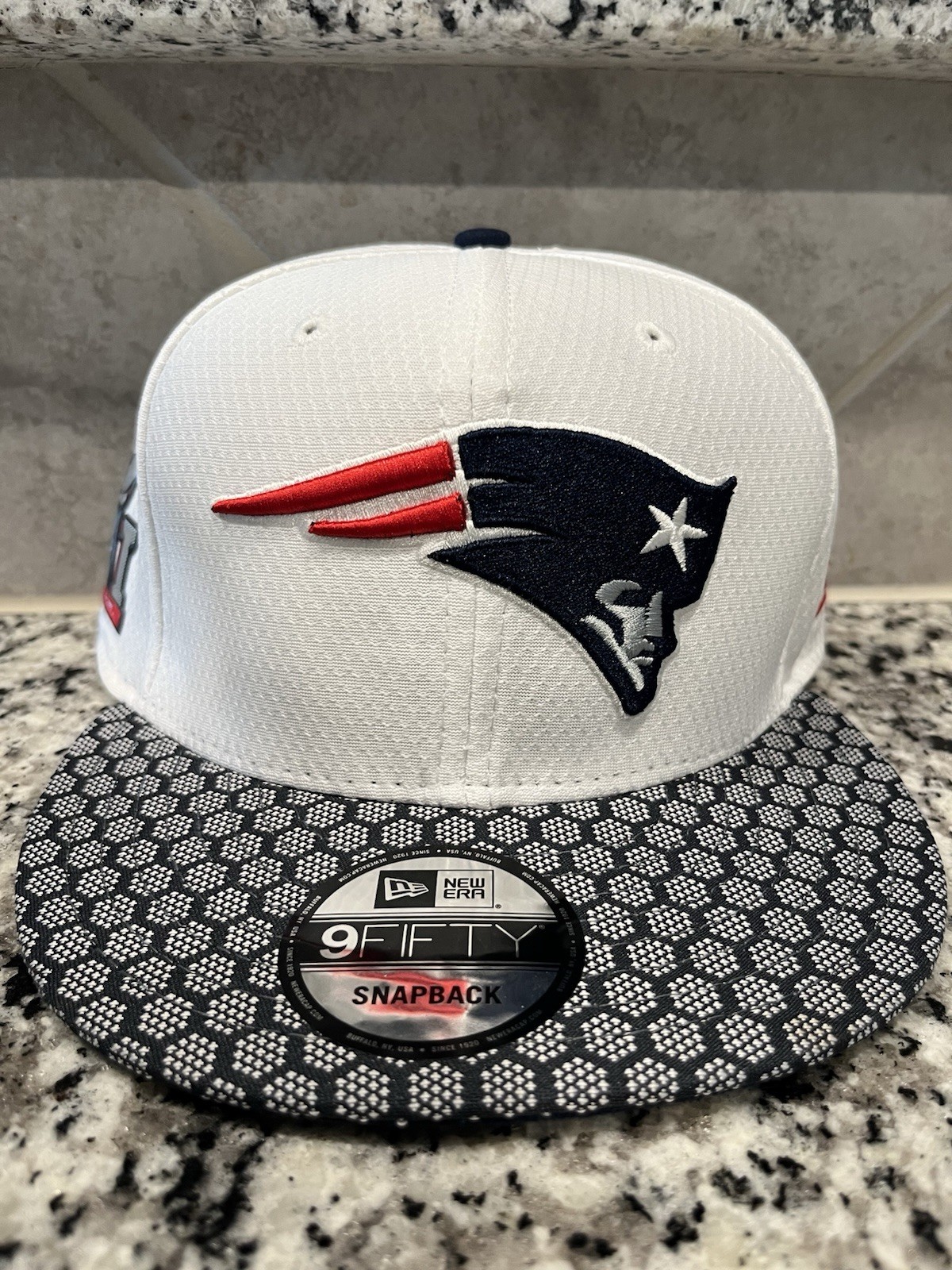 New England Patriots Special Edition Super Bowl SnapBack Very Clean RARE
