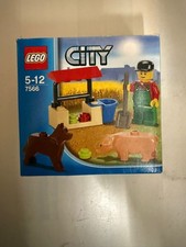 LEGO City: Farmer - with Dog and Pig (7566) Brand New & Factory Sealed