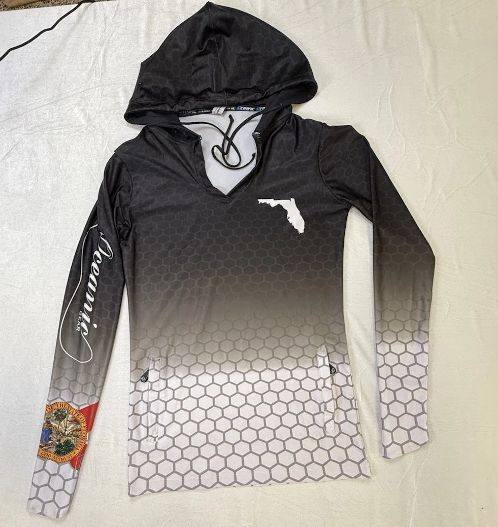 Oceanic Hooded Fishing Shirt Small Florida
Opens in a new window or tab