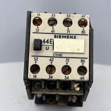Siemens 3TH82 93-0A Contactor 