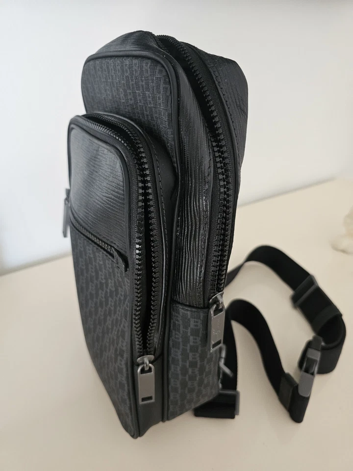 Hugo Boss Crossbody Belt Bag For Men - Image 3 of 4