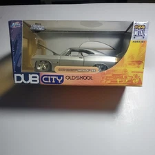 New In BOX WithJadaSeal Dub City Old Skool (Silver) 1967 Chevy Impala SS