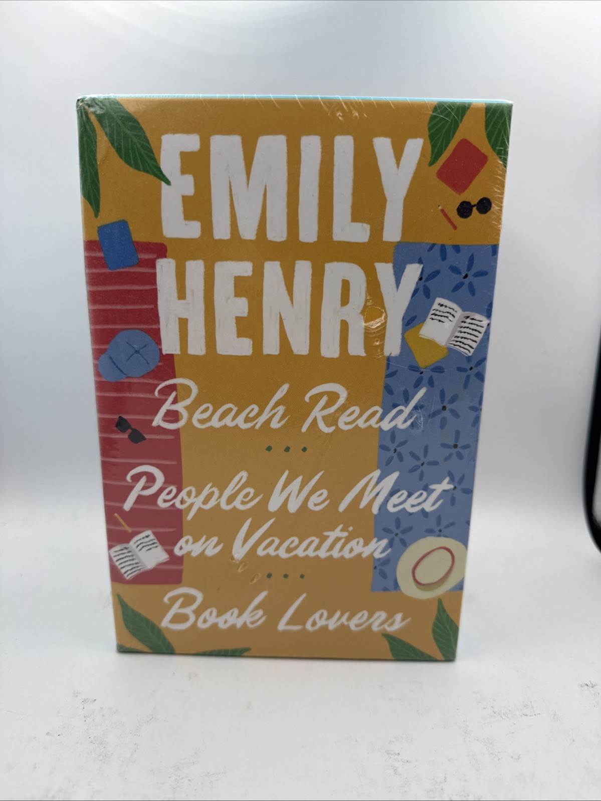 Emily Henry 3-Book Boxed Set : Beach Read, People We Meet on Vacation, and Book - Thumbnail 1