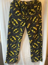 Gotham Knight Comfort for Superhero Fans Q 3 Questions Size Medium