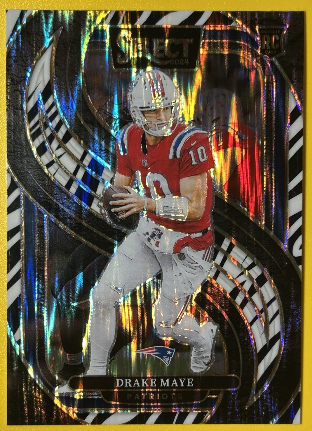 2024 Panini Select - Premier Level Drake Maye #113 Zebra Shock Prizm (RC)