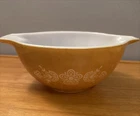 PYREX Butterfly Gold 442 Vintage Glass Mixing Bowl 1.5 QUART** READ DESCRIPTION