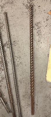 DEWALT DW5859  SDS Max High Impact Carbide 4 Cutter Drill Bit, 1-1/2'' x 31'' x 36