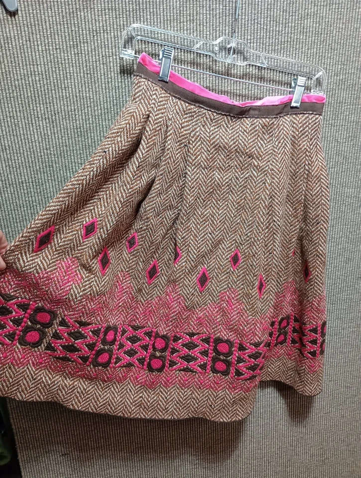 Faldas acampanadas ANNA SUI Anthropologie talla 4 100 % lana Foto 4 de 4