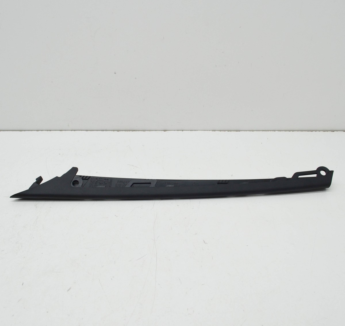 PORSCHE CAYENNE 9Y0 Front Right Center Disc Trim 9Y0807878OK1 NEW