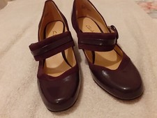 Clarks Black Leather Baby Jane Style Shoes By Clarks Side 5D 1" Block Heel Vgc