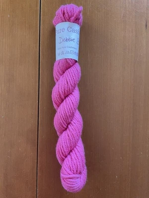 Debbie Bliss 100% Pure Cashmere Worsted Weight Hot Pink #24007-Per Skein - Photo 1/4