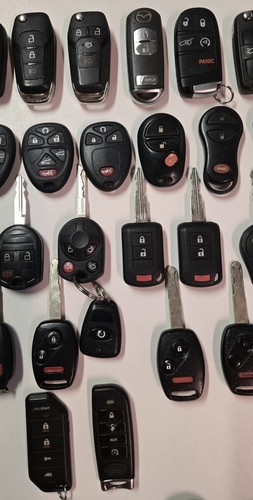 Wholesale Lot Various OEM Key Fob Remotes MITSUBISHI VW KIA TOYOTA GM HONDA FORD - Picture 3 of 10