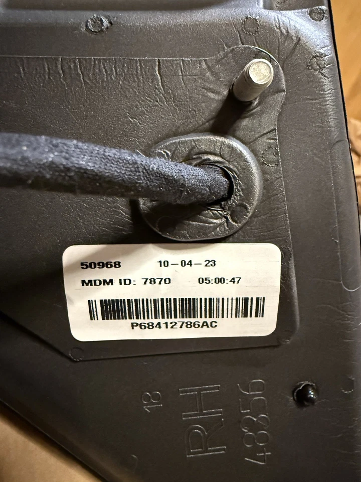 Genuine Mopar Outside Rear-View Mirror Right 68412786AC 2013-22 RAM 1500 CLASSIC - Image 3 of 4