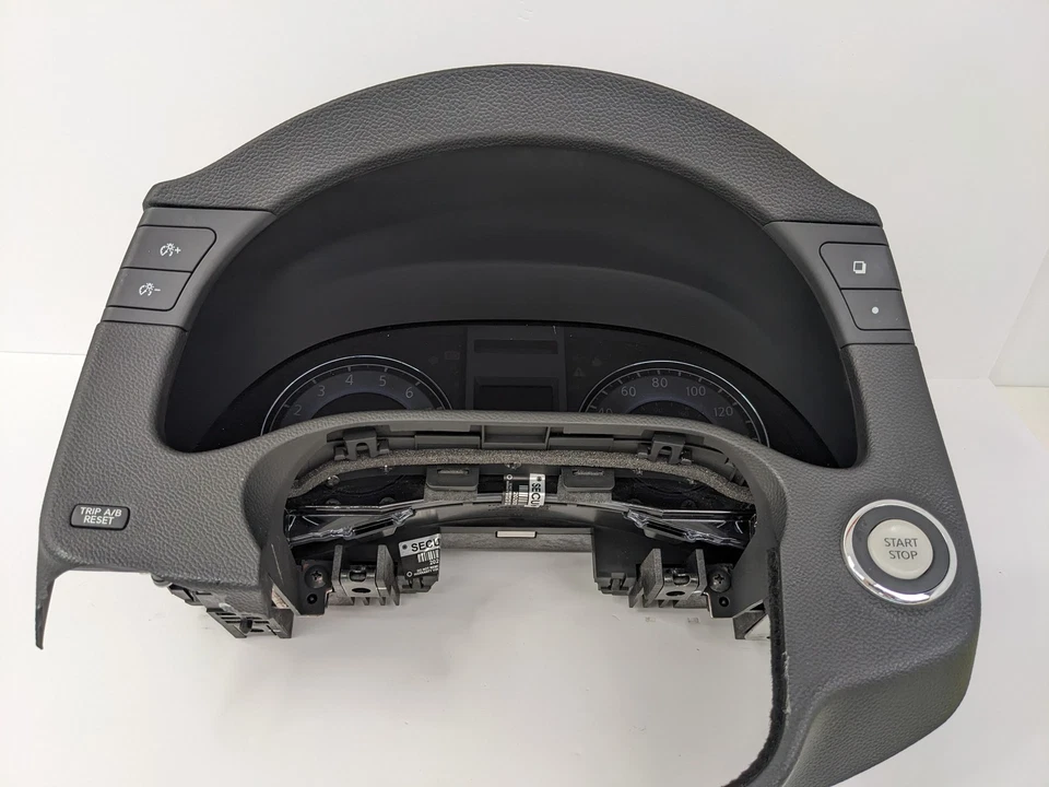 2010 Infiniti G37 AT Speedometer Gauge Instrument Cluster INFOC/192E - Imagem 4 de 4
