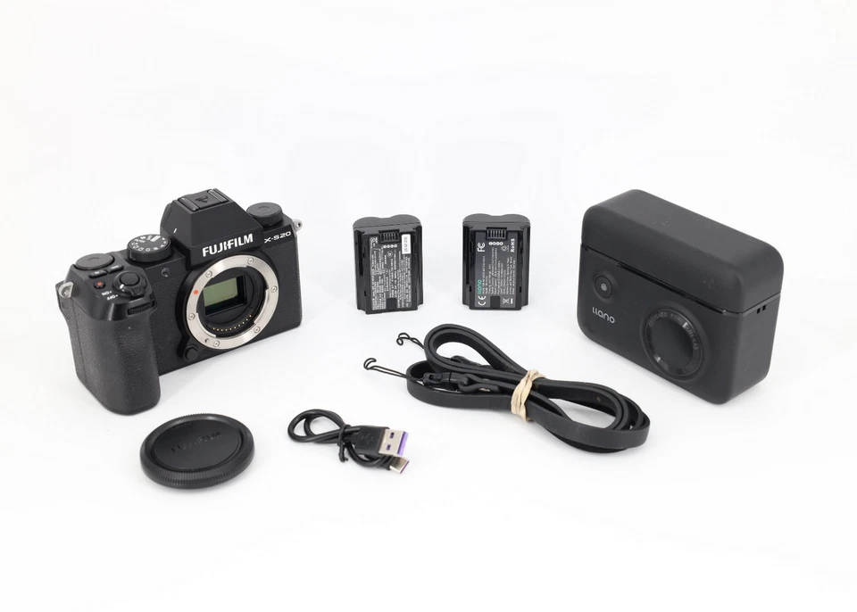 Fujifilm X-S20, photo 1 of 5