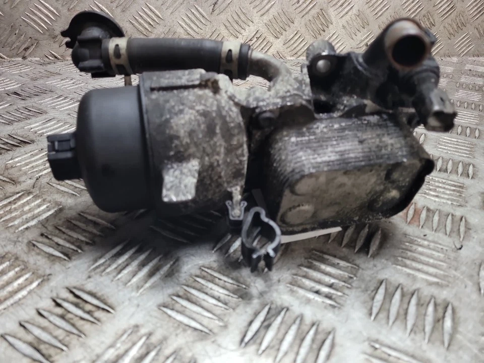 FORD MONDEO MK4 2.0 DIESEL 2007-2015 OIL FILTER AND COOLER HOUSING - Image 2 of 4