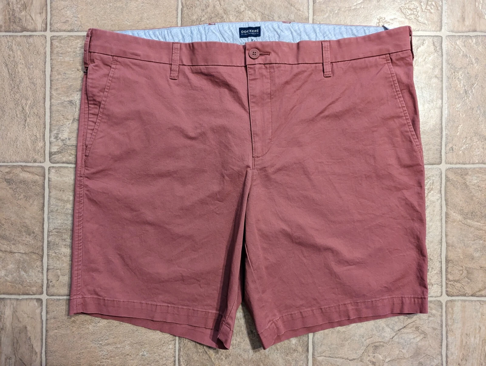 Short neuf Dockers homme taille 42 Ultimate supreme flex délavé rouge 2701