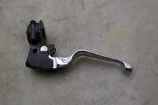 07 HARLEY DAVIDSON FATBOY SOFTAIL CLUTCH LEVER AND PERCH E-2722