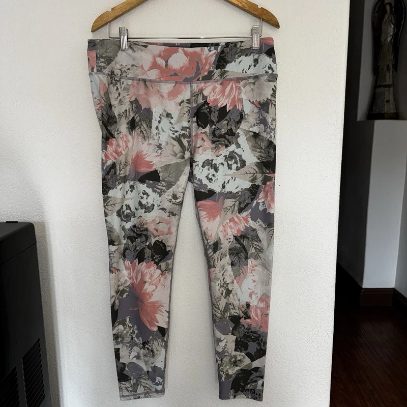 fabletics power hold secret garden floral print leggings