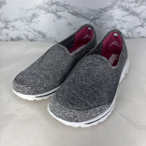 Sketchers Memory Form Fit Women size 9.5 Gray Walking Shoes