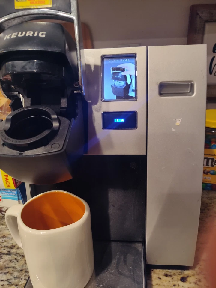 Keurig K150 Single Cup Coffee Maker  - Image 4 of 4