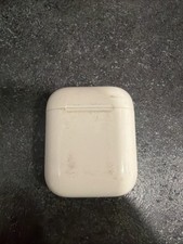 Apple Replacement 8-Pin Charging Case A1602 for AirPods 1st/2nd -NEEDS CLEANED