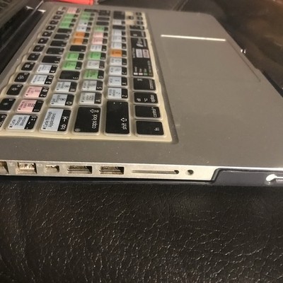 Apple MacBook Pro 11,1 - 2013 Retina 13'' A1502 - i5-4258U 8GB RAM 128GB SSD