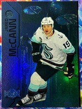 2023-24 SkyBox Metal Universe #075 Jared McCann Spectrum FX Blue