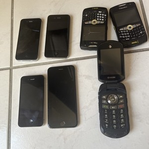 Lot Of 7 Smartphones Older Untested Parts Only Unknown