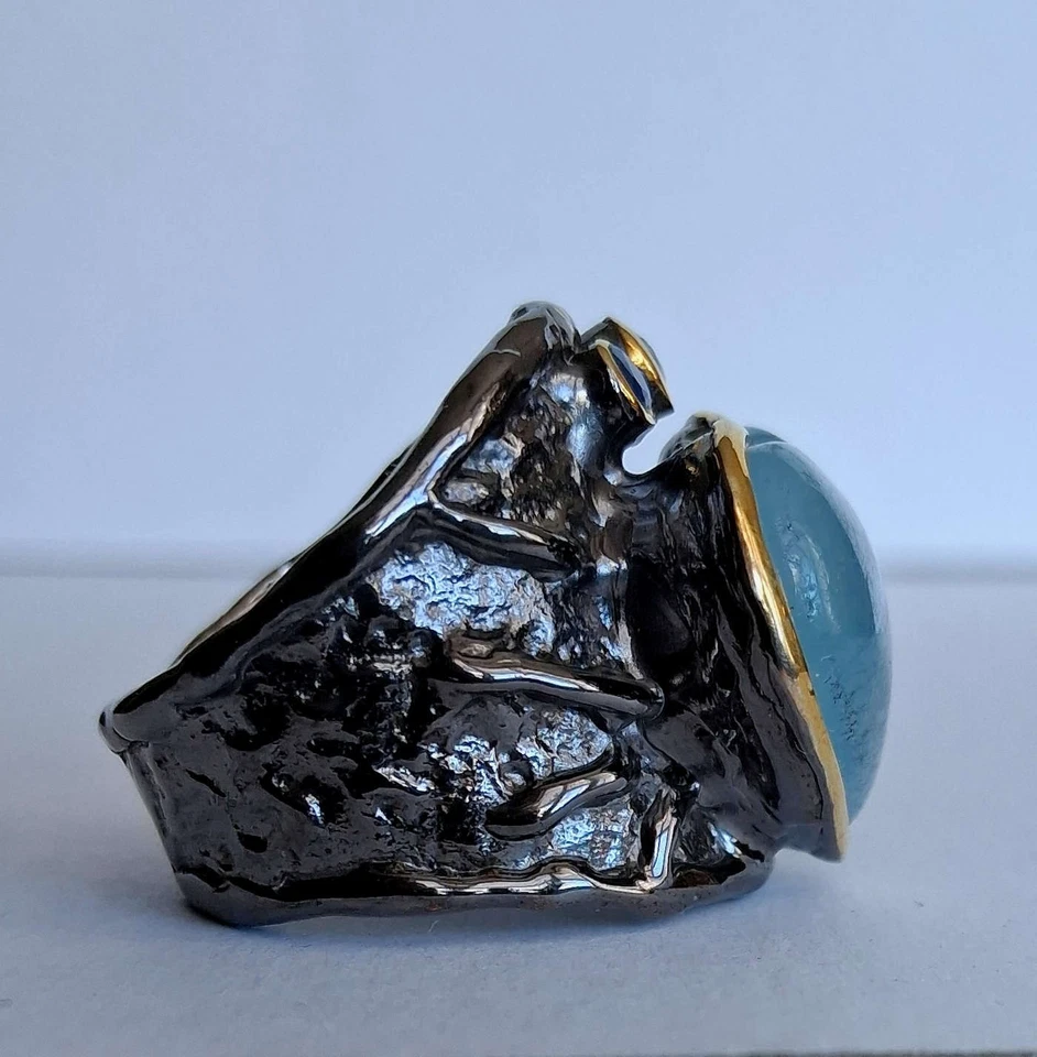 ANELLO ARGENTO ST. 925 BRUNITO E DORATO CON ACQUAMARINA E ZAFFIRI NATURALI - Immagine 4 di 4