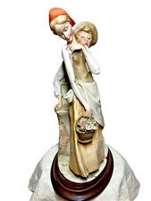Giuseppe Armani “Courting the Maiden” Figurine Signed Italian Sculpture 10 