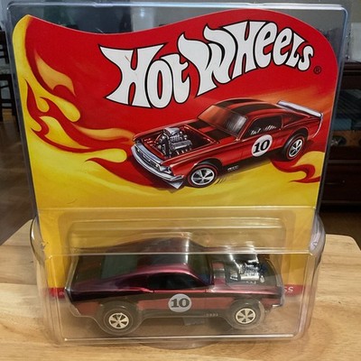 Hot Wheels Showroom Boss Hoss 1969 Chevrolet 1/24 Red Diecast Limited 208/2000