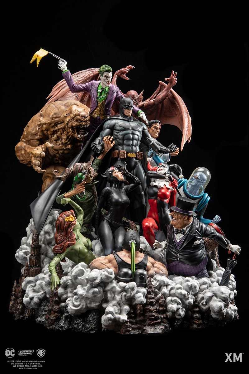 XM Studios Batman Sanity Colored Version David Finch Diorama