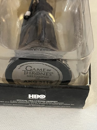 HBO Game Of Thrones Melisandre 5:09 The Official Collectors Model New - Picture 4 of 4