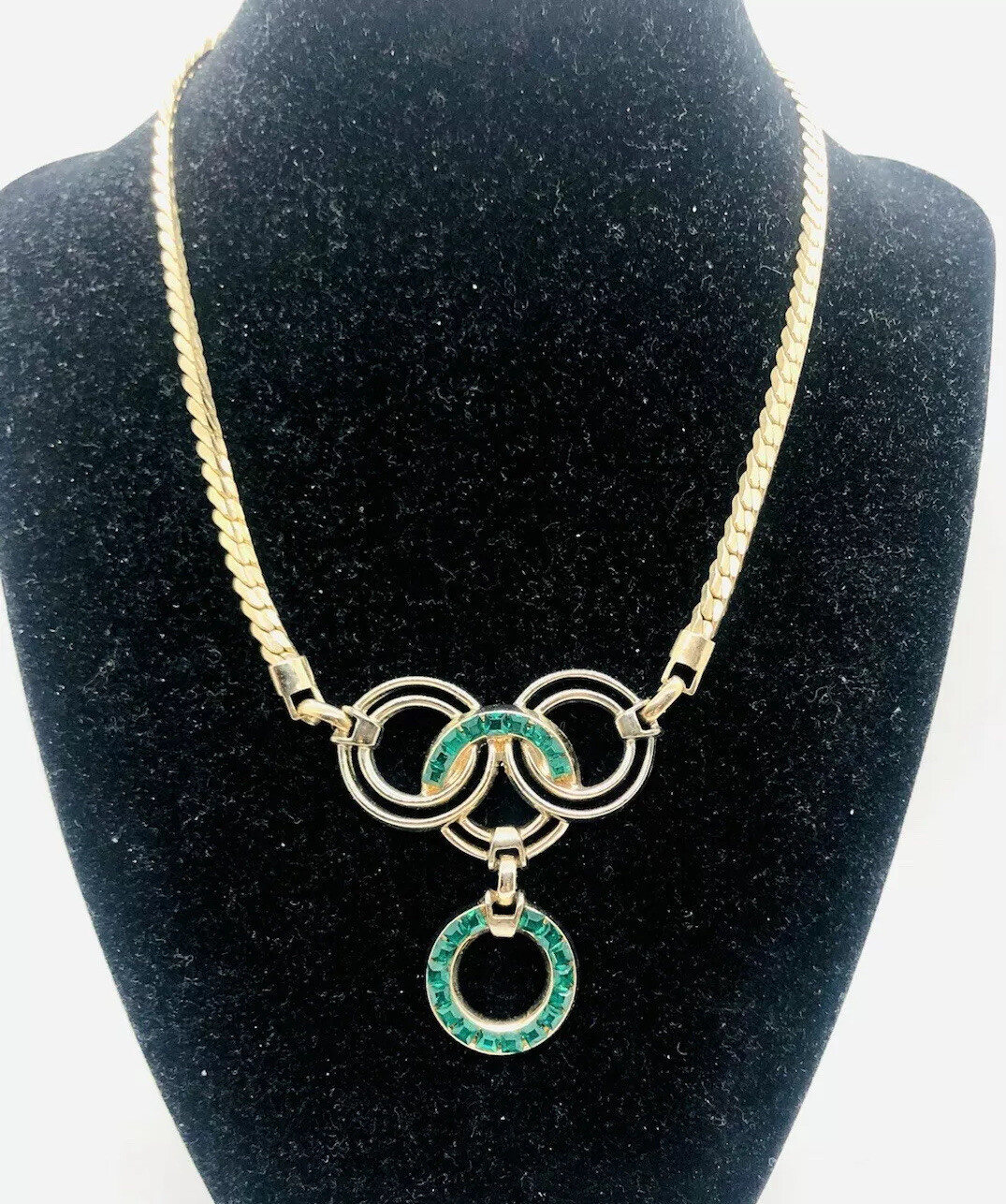 Channel Set Green Rhinestone InterlockIng Rings N… - image 2