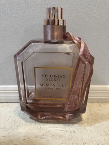 Vintage RARE Victoria’s Secret BOMBSHELL Perfume Bottle Store Prop Display