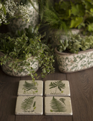 Set 4 französische Shabby Chic Keramik Fliesen Untersetzer im grünen Farn Design