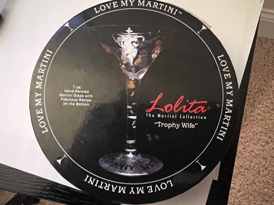 Vidrio Lolita Martini "Esposa Trofeo" 7 OZ Nuevo En Caja Foto 4 de 4