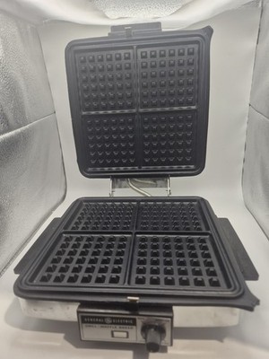 Vintage GE General Electric Chrome Waffle Baker Maker Grill A2G48T USA works U