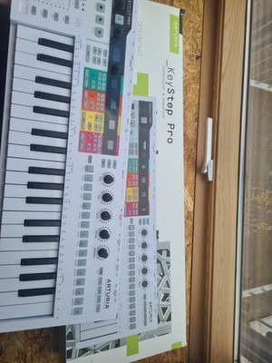 Arturia KeyStep Pro - 4-Spur MIDI & CV Sequencer-Keyboard - OVP - Top Zustand