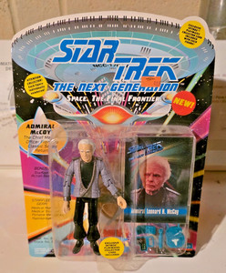 Star Trek Next Generation ADMIRAL LEONARD H MCCOY Figure 1993 Playmates