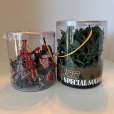Classic Military Toy Soldiers in Carry Bucket - 100-piece Set Plus Extras Army